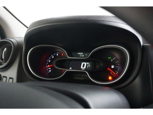 Renault Trafic 2.0 dCi 145 T29 L2H1 DC Comfort Automaat | 1e Eigenaar! | LED | Navigatie | Trekhaak | Airco | Pa... ActivLease financial lease