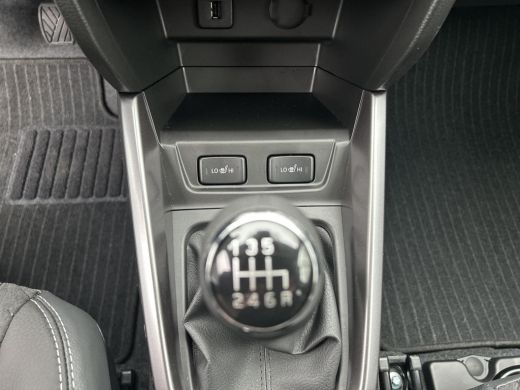 Suzuki Vitara 1.4 Boosterjet Style Smart Hybrid ActivLease financial lease