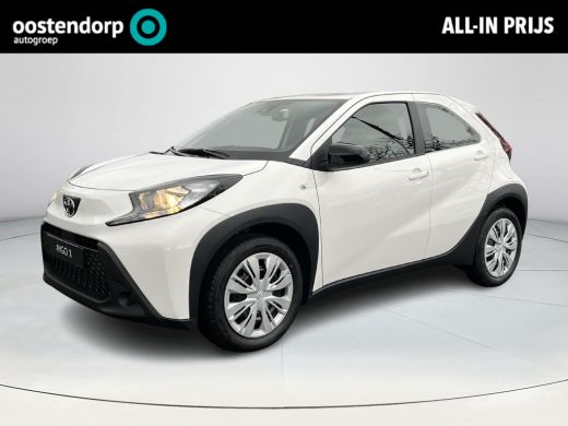 Toyota Aygo X 1.0 VVT-i MT Play | Nieuw uit voorraad leverbaar | Private lease vanaf €299,- p.m. Toyota Aygo X 1.0 VVT-i MT Play | Nieuw uit voorraad leverbaar | Private lease vanaf €299,- p.m.