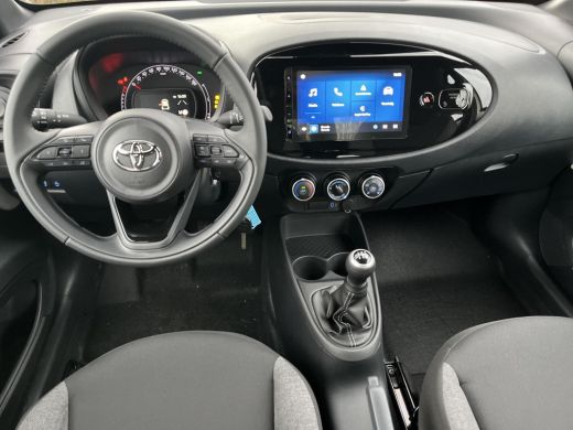 Toyota Aygo X 1.0 VVT-i MT Play | Nieuw uit voorraad leverbaar | Private lease vanaf €299,- p.m. ActivLease financial lease