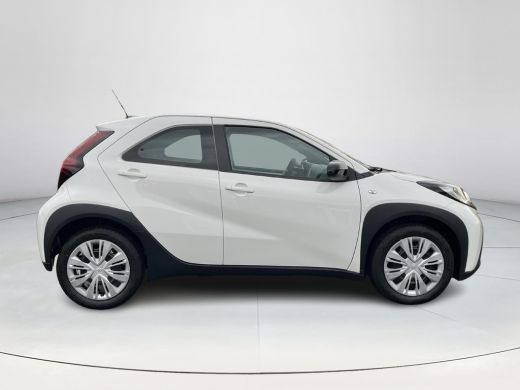Toyota Aygo X 1.0 VVT-i MT Play | Nieuw uit voorraad leverbaar | Private lease vanaf €299,- p.m. ActivLease financial lease