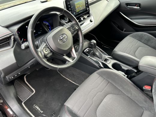 Toyota Corolla 1.8 Hybrid Executive ActivLease financial lease