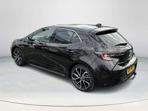 Toyota Corolla 1.8 Hybrid Executive ActivLease financial lease