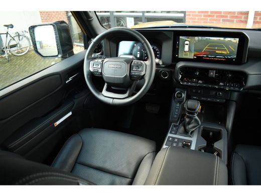Toyota Land Cruiser 2.8 D-4D Blind Van Executive Trekh ACC Stoelvent Leder BPM-vrij ActivLease financial lease