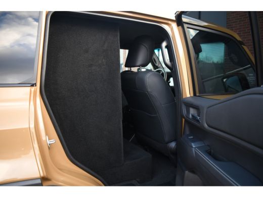 Toyota Land Cruiser 2.8 D-4D Blind Van Executive Trekh ACC Stoelvent Leder BPM-vrij ActivLease financial lease