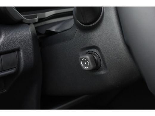 Toyota Land Cruiser 2.8 D-4D Blind Van Executive Trekh ACC Stoelvent Leder BPM-vrij ActivLease financial lease