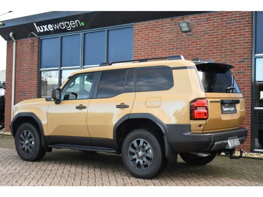 Toyota Land Cruiser 2.8 D-4D Blind Van Executive Trekh ACC Stoelvent Leder BPM-vrij ActivLease financial lease