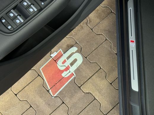 Audi Q7 Audi Automaat 60 TFSI e quattro Pro Line S Competition | Airco separaat achter | Audio installati... ActivLease financial lease
