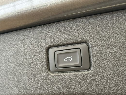 Audi Q7 Audi Automaat 60 TFSI e quattro Pro Line S Competition | Airco separaat achter | Audio installati... ActivLease financial lease