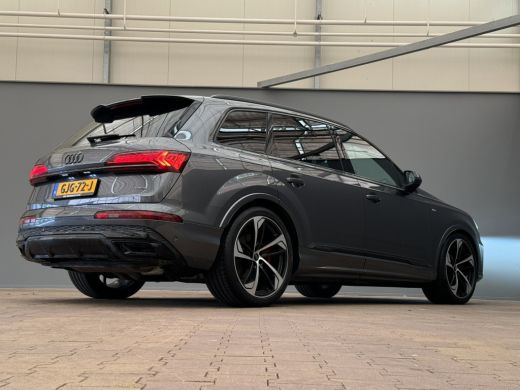 Audi Q7 Audi Automaat 60 TFSI e quattro Pro Line S Competition | Airco separaat achter | Audio installati... ActivLease financial lease