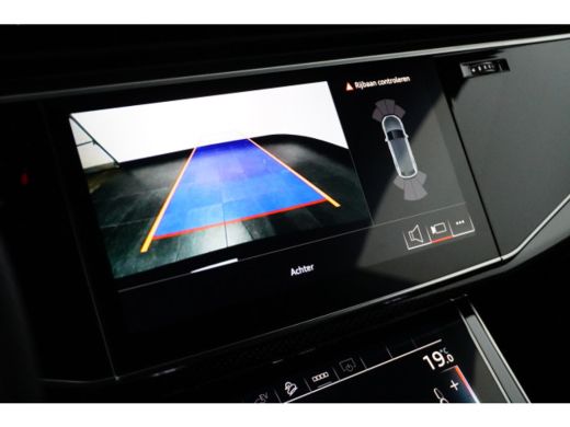 Audi Q8 Audi 60 TFSI e quattro Pro Line S Competition Audi Q8 60 TFSI e quattro Pro Line S Competition 47... ActivLease financial lease