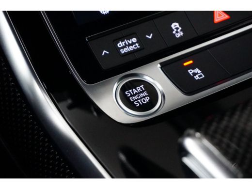 Audi Q8 Audi 60 TFSI e quattro Pro Line S Competition Audi Q8 60 TFSI e quattro Pro Line S Competition 47... ActivLease financial lease