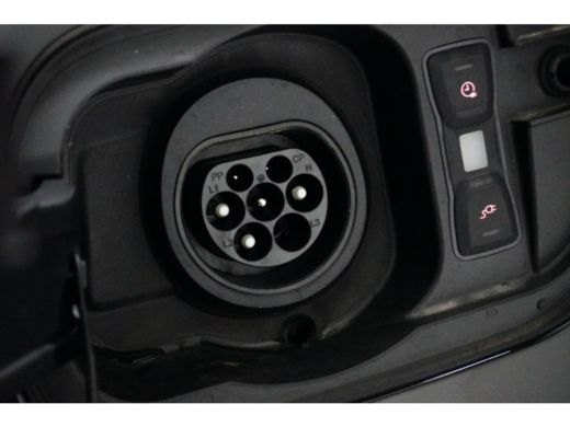 Audi Q8 Audi 60 TFSI e quattro Pro Line S Competition Audi Q8 60 TFSI e quattro Pro Line S Competition 47... ActivLease financial lease