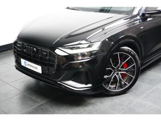 Audi Q8 Audi 60 TFSI e quattro Pro Line S Competition Audi Q8 60 TFSI e quattro Pro Line S Competition 47... ActivLease financial lease
