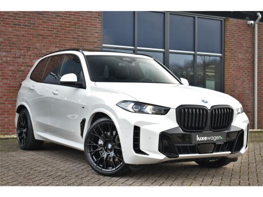 BMW X5 xDrive50e M-Sport Pano Trekh 360 H/K Soft-close HUD Gesture 8dkm!!! BTW-AUTO! ActivLease financial lease