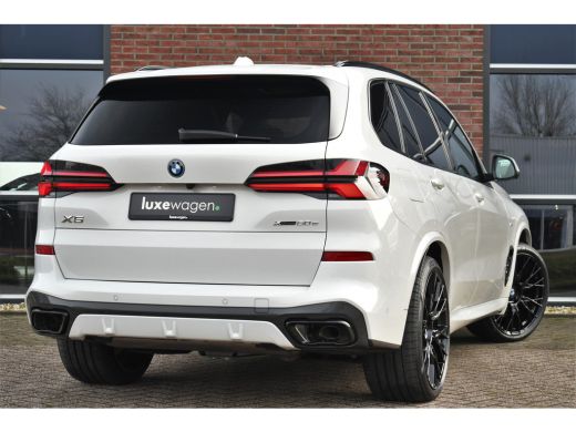 BMW X5 xDrive50e M-Sport Pano Trekh 360 H/K Soft-close HUD Gesture 8dkm!!! BTW-AUTO! ActivLease financial lease