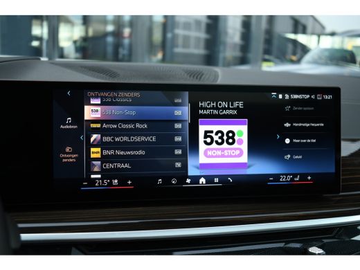BMW X5 xDrive50e M-Sport Pano Trekh 360 H/K Soft-close HUD Gesture 8dkm!!! BTW-AUTO! ActivLease financial lease