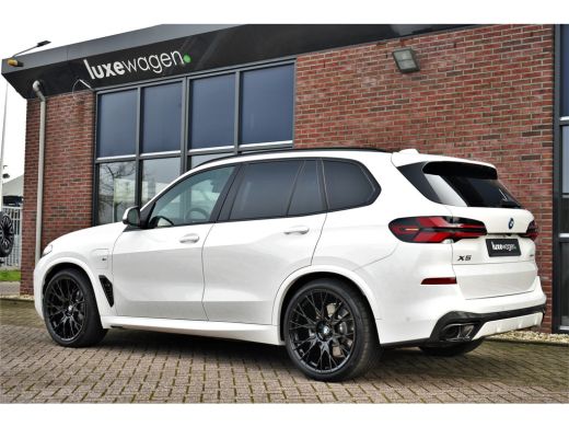 BMW X5 xDrive50e M-Sport Pano Trekh 360 H/K Soft-close HUD Gesture 8dkm!!! BTW-AUTO! ActivLease financial lease