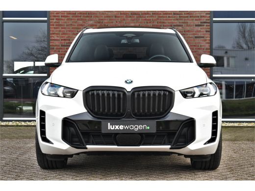BMW X5 xDrive50e M-Sport Pano Trekh 360 H/K Soft-close HUD Gesture 8dkm!!! BTW-AUTO! ActivLease financial lease