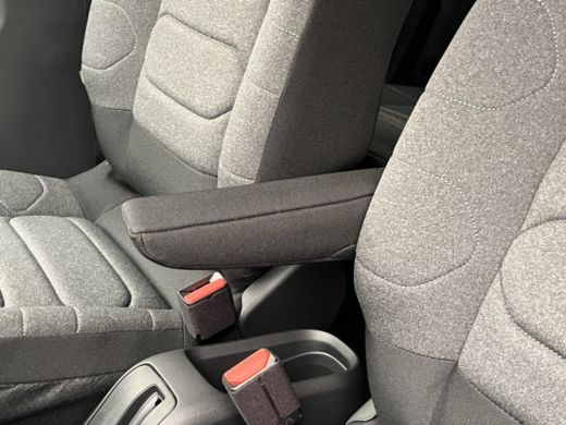 Citroën C3 1.2 PureTech Max | Airco (automatisch) | Cruise control | Lichtmetalen velgen 17" ActivLease financial lease