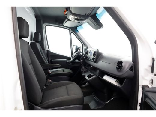 Mercedes Sprinter 314 CDI 143pk E6 Bakwagen met laadklep en zijdeur L440 1020kg laadverm. 04-2021 ActivLease financial lease
