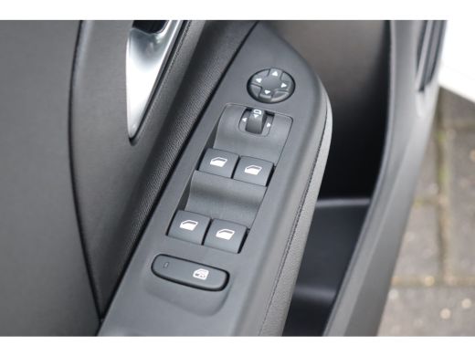 Opel Corsa 1.2 Edition | 16" Lichtmetalen velgen in zwart | Achteruitrijcamera | Buitenspiegels elektrisch i... ActivLease financial lease
