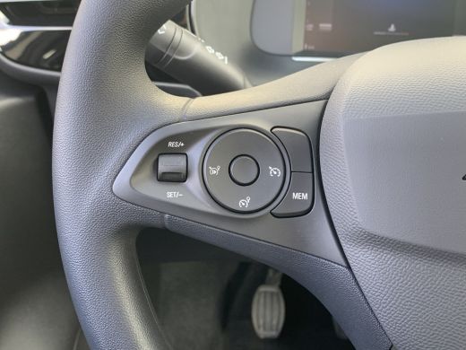Opel Corsa 1.2 Edition | Achteruitrijcamera | Buitenspiegels elektrisch inklapbaar | Dodehoek detectie ActivLease financial lease