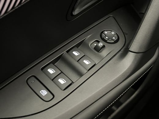 Peugeot 2008 1.2 PureTech 100 Allure | Apple Carplay/Android Auto|telefoonintegratie premium | LED koplampen |... ActivLease financial lease