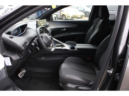 Peugeot 3008 Peugeot 1.6 HYbrid 225 pk GT Panodak | adaptive cruisecontrol | navigat | Achterbank in delen nee... ActivLease financial lease