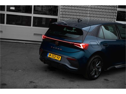 Seat Born Business One 62 kWh | Camera | Carplay | Navigatie | Stuur- en stoelverwarming ActivLease financial lease