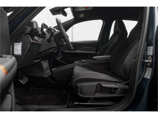 Seat Born Business One 62 kWh | Camera | Carplay | Navigatie | Stuur- en stoelverwarming ActivLease financial lease