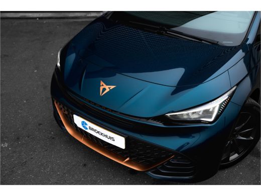Seat Born Business One 62 kWh | Camera | Carplay | Navigatie | Stuur- en stoelverwarming ActivLease financial lease