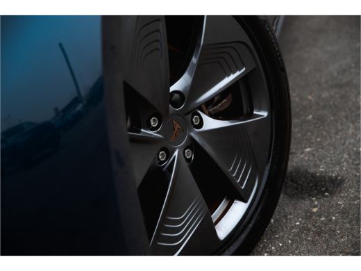Seat Born Business One 62 kWh | Camera | Carplay | Navigatie | Stuur- en stoelverwarming ActivLease financial lease
