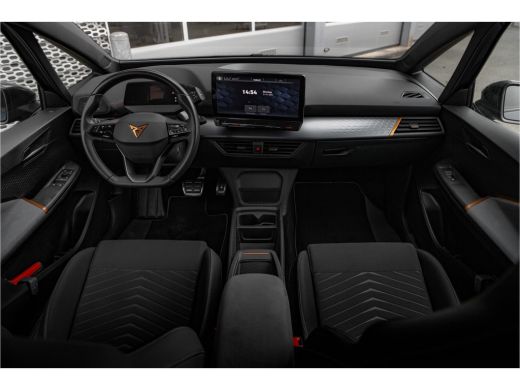 Seat Born Business One 62 kWh | Camera | Carplay | Navigatie | Stuur- en stoelverwarming ActivLease financial lease