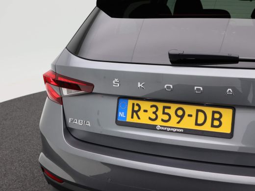 Skoda Fabia 1.0 TSi Ambition | Navigatie | Airco | Cruise Controle | 15 Inch | Parkeersensoren | 70.403 Km!! ActivLease financial lease