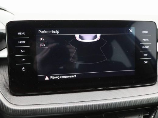 Skoda Fabia 1.0 TSi Ambition | Navigatie | Airco | Cruise Controle | 15 Inch | Parkeersensoren | 70.403 Km!! ActivLease financial lease