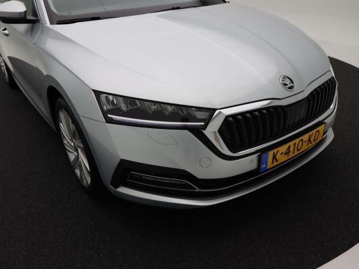 Skoda Octavia Combi 1.0 TSi 110 Pk Business Edition Plus | Full LED | Trekhaak | 18 Inch | Privacy Glass | Navi... ActivLease financial lease