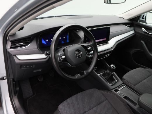 Skoda Octavia Combi 1.0 TSi 110 Pk Business Edition Plus | Full LED | Trekhaak | 18 Inch | Privacy Glass | Navi... ActivLease financial lease