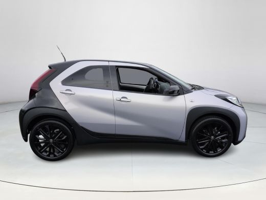Toyota Aygo X 1.0 VVT-i MT JBL | Nieuwe Auto | Apple Carplay | Android Auto | Subwoofer | Middenarmsteun | ActivLease financial lease