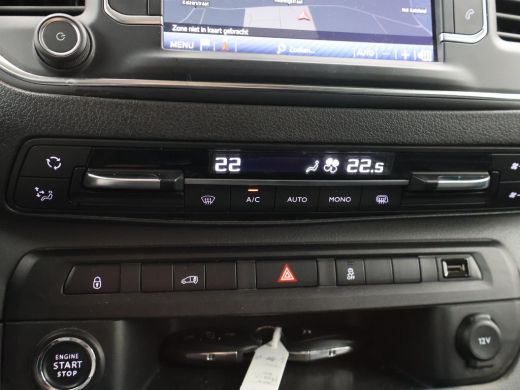 Toyota ProAce 2.0 D-4D PROFESSIONAL LONG + 2 SCHUIFDEUREN | LEDER | NAVIGATIE | TREKHAAK 2500 KG ActivLease financial lease