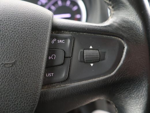 Toyota ProAce 2.0 D-4D PROFESSIONAL LONG + 2 SCHUIFDEUREN | LEDER | NAVIGATIE | TREKHAAK 2500 KG ActivLease financial lease