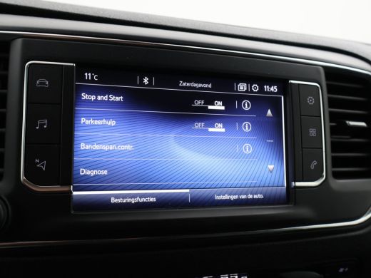 Toyota ProAce 2.0 D-4D PROFESSIONAL LONG + 2 SCHUIFDEUREN | LEDER | NAVIGATIE | TREKHAAK 2500 KG ActivLease financial lease