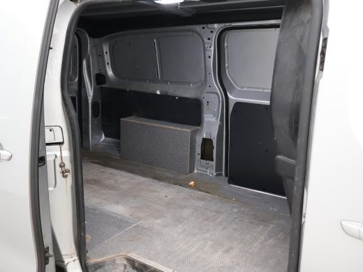 Toyota ProAce Worker 2.0 D-4D PROFESSIONAL LONG + 2 SCHUIFDEUREN | LEDER | NAVIGATIE | TREKHAAK 2500 KG ActivLease financial lease
