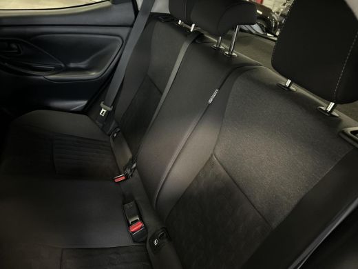 Toyota Yaris 1.5 Hybrid 115 First Edition (Navigatie - Adaptive cruise) ActivLease financial lease