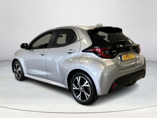 Toyota Yaris 1.5 Hybrid 115 First Edition (Navigatie - Adaptive cruise) ActivLease financial lease