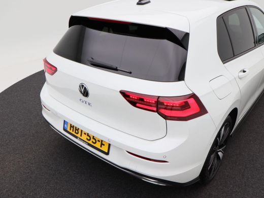 Volkswagen Golf 1.4 eHybrid GTE 245 Pk Automaat | Full LED IQ Light | Panoramadak | 18 Inch | Navigatie | Adaptiv... ActivLease financial lease