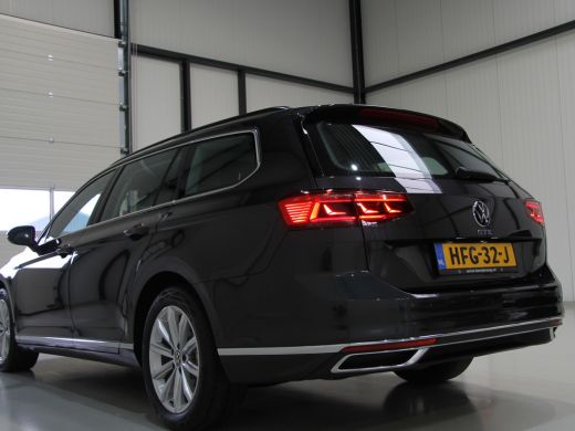 Volkswagen Passat Variant 1.4 TSI PHEV GTE 218pk | Matrix LED | Camera ActivLease financial lease