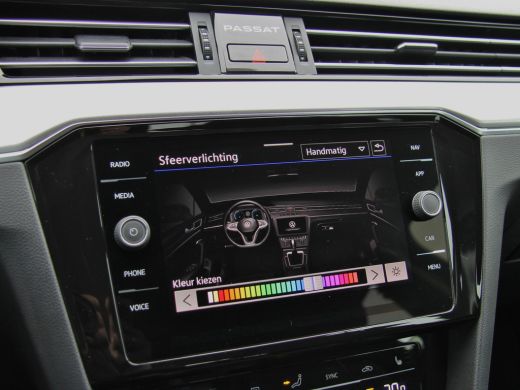 Volkswagen Passat Variant 1.4 TSI PHEV GTE 218pk | Matrix LED | Camera ActivLease financial lease