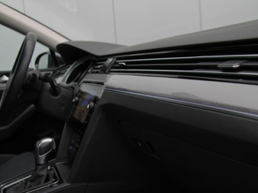 Volkswagen Passat Variant 1.4 TSI PHEV GTE 218pk | Matrix LED | Camera ActivLease financial lease