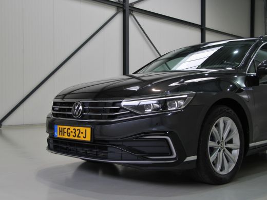 Volkswagen Passat Variant 1.4 TSI PHEV GTE 218pk | Matrix LED | Camera ActivLease financial lease